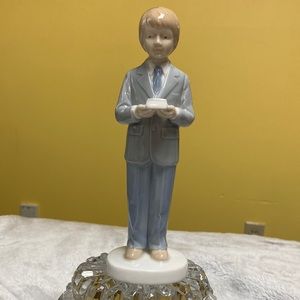 Vintage RR Roman Holy First Communion Figurine